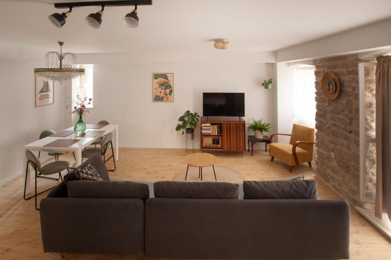 Sketches Of Milna Apartment Milna  Ngoại thất bức ảnh