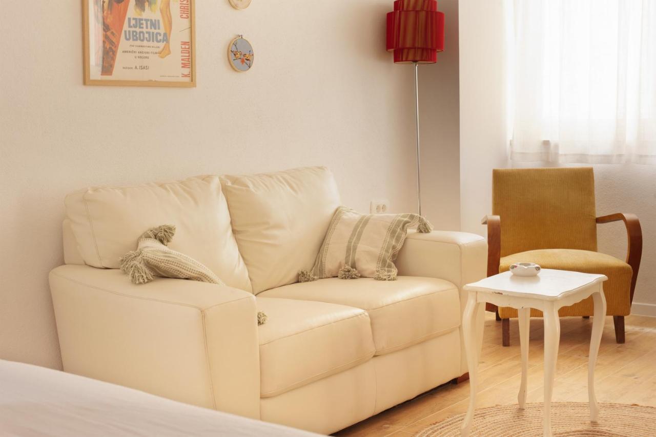 Sketches Of Milna Apartment Milna  Ngoại thất bức ảnh